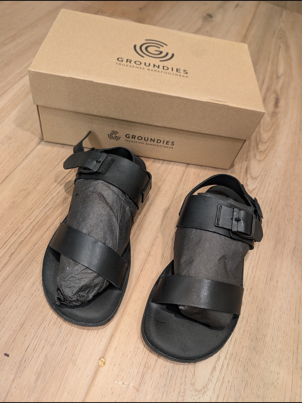 Women's Groundies Kos Sandals (Black)